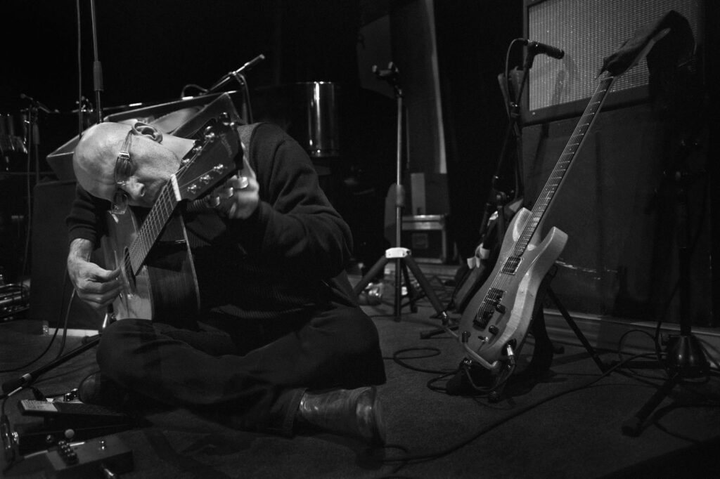 Marc Ducret à l'Europajazz 2010 en duo avec andy Elmer.. Marc Ducret, Europajazz, Jazz.
