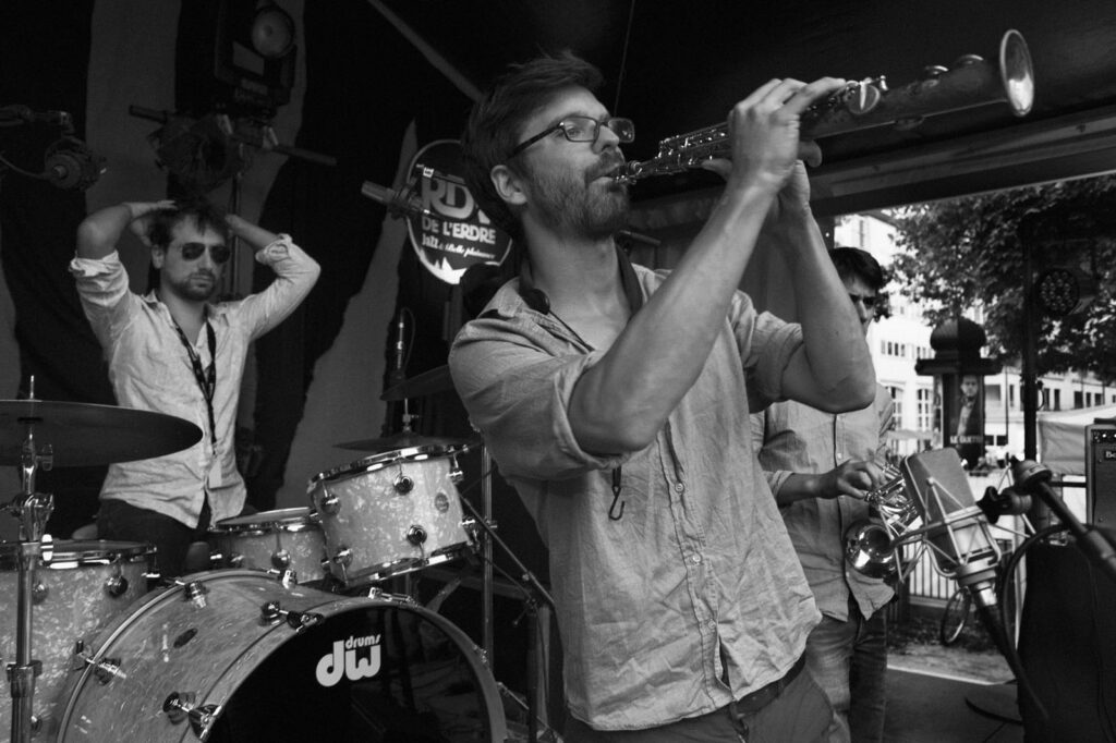 Raphaël Quénehen with Cie Bernard Lubat.. Raphaël Quénehen, Cie Bernard Lubat, Rendez-vous de l'Erdre, Rdv de l'Erdre, Jazz.
